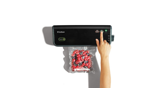 FoodSaver® FM2000 Vacuum Sealing System